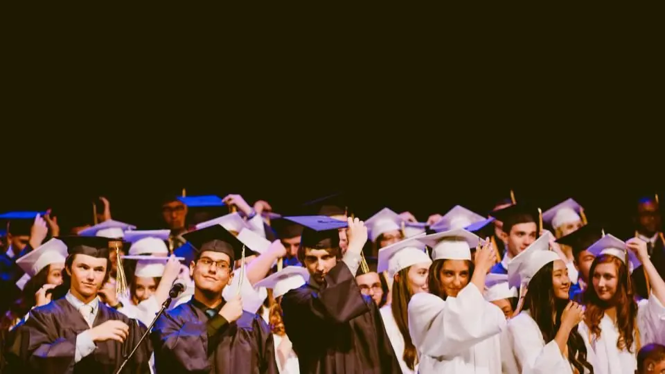 University opens first fully online degree