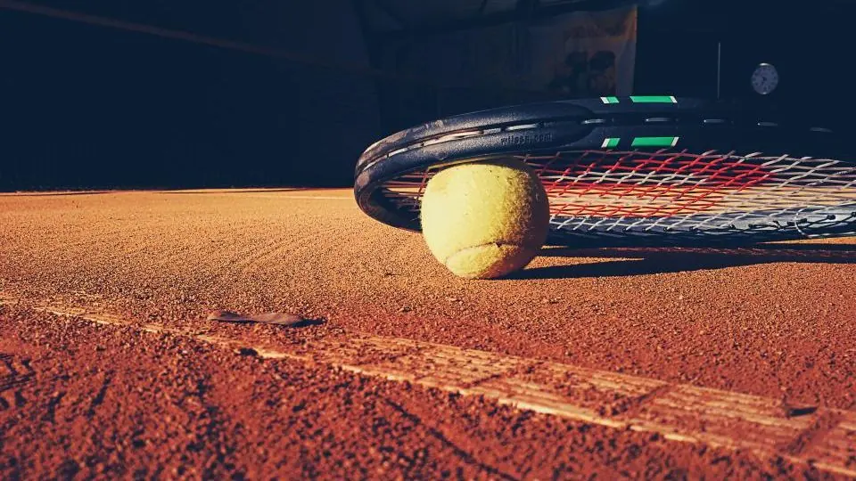 Tennis veteran announces retirement